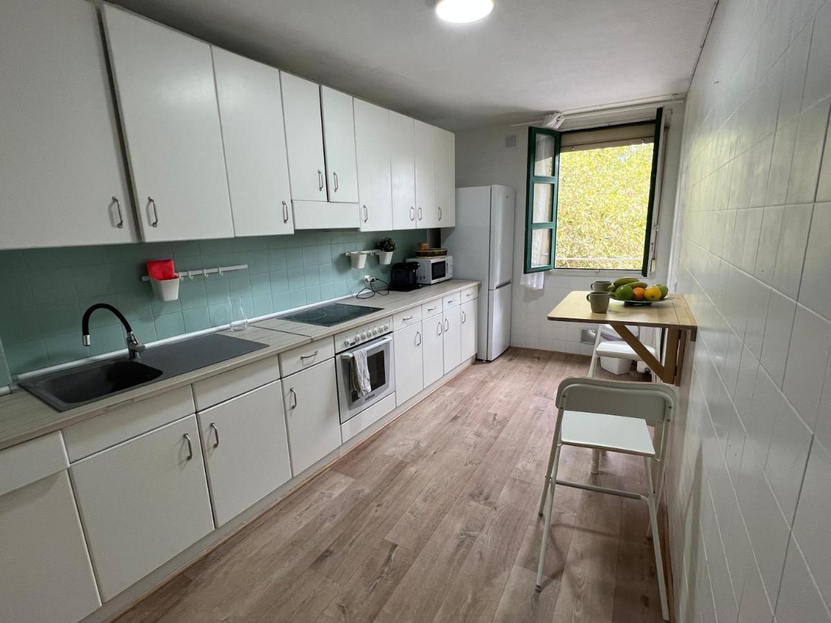 Un Rincon Con Vistas Al Parque Wifi Junto A Catedral By Apartamentos Logrono Exterior photo